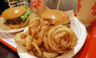 Johnny Rockets food