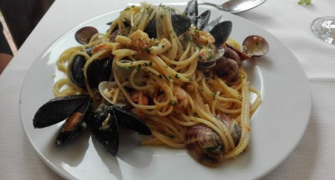 Al Pescatore food