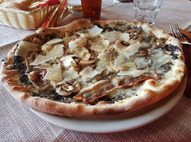 Ca' Romea Pizzeria food