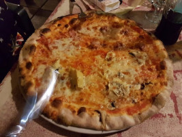 Pizzeria La Capannina food