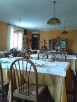 Trattoria Da Carla inside