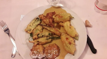 Trattoria Da Luciano food