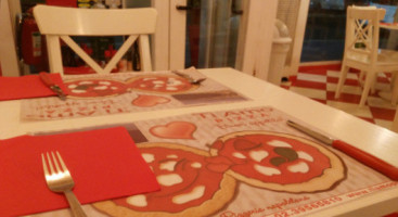 Ti Amo Pizza food