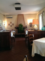 Locanda San Martino inside