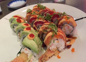 Lii Sushi food