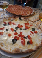 Pizzeria Il Priore food