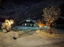 Taverna Del Rosa outside