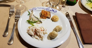 Taverna Brudi food