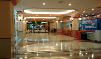 Mcdonald's Torri D'europa inside