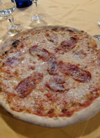 Pizzeria Mio food