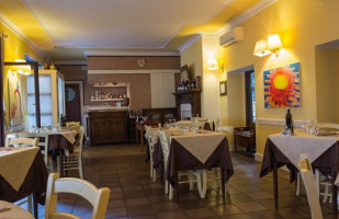 Trattoria All'antica inside