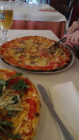 Pizzeria Ca' Bianca food