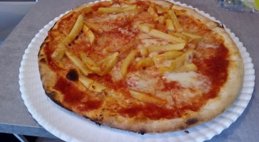 Pizzeria E Gastronomia D'asporto Amor Mio food