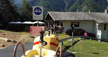 Rifugio Alpe Campo outside