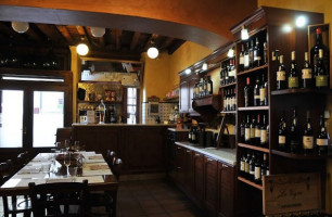 Osteria Del Bacco food