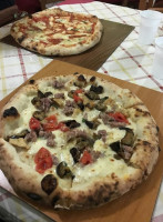 Pizzeria Ai Galli food