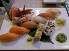 Sushi Yko food