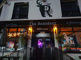 The Reindeer Pub Kitchen food