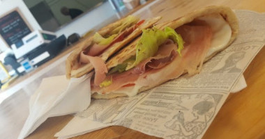 Muscarella Piadinerie Milano food