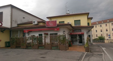 Pizzeria Piacere Pizza food