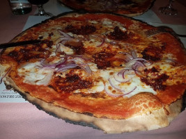 Pizzeria La Rustica food