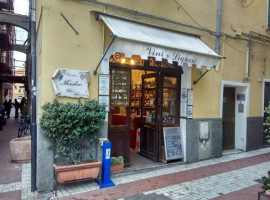 Enoteca Marchisio outside