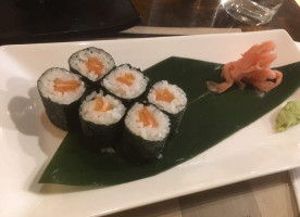 Central Sushi food