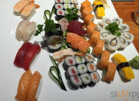 Ikki Sushi food