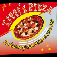 Titti's Pizza food