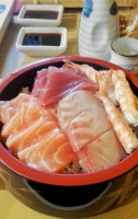 Fujiyama Sushi food