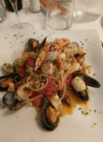 Giglio Rosso Da Ermo food