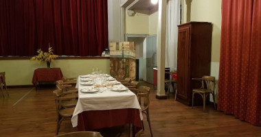 Osteria Del Poeta Pescatore inside