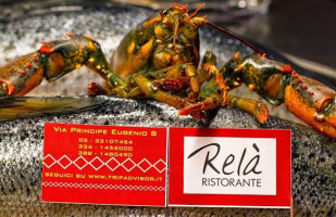 Relà  outside