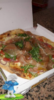 Pizza Pazza food