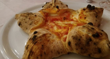 Il Segreto Di Pulcinella Pizzeria food