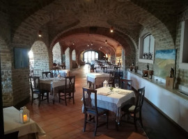 Il Castello Di Bubbio food