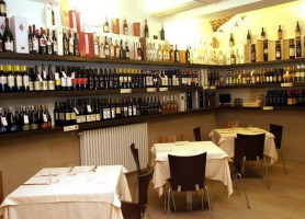 Enoteca Con Cucina Pompa Magna food