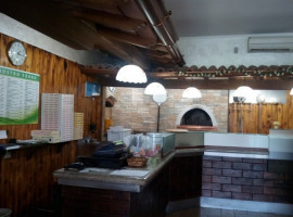 Rustica inside