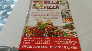 Hell's Pizza outside