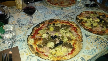 Pizzeria Da Sabrina food