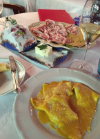 Ambasciata food