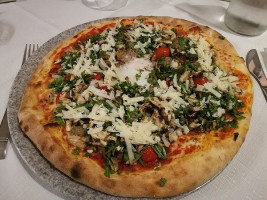 Trattoria Pizzeria Dolina food