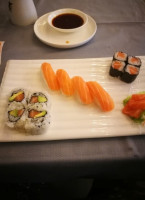 Sushi food