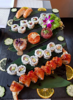 Nikky Sushi food