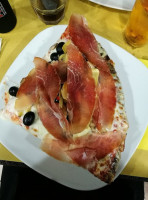 Vitantonio' S Pizza food