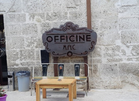 Officine Mac outside