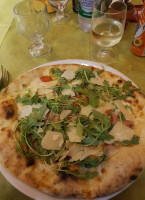 Pizzeria Blume food