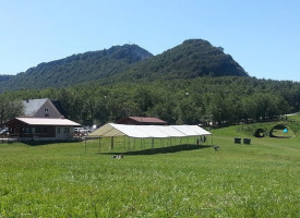 Rifugio Prato Gentile outside