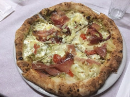 Pizzeria food