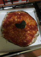 La Bottega Della Pizza food